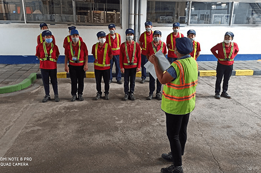 Care Việt Nam - An Toàn Lao Động Trong Vệ Sinh Công Nghiệp