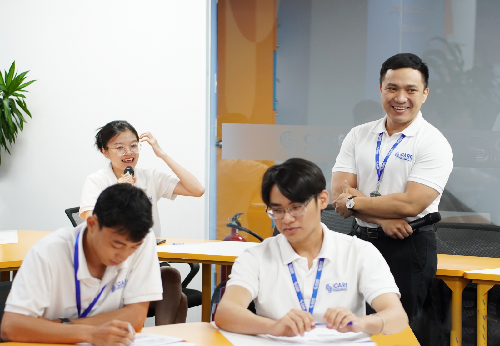 Nh&acirc;n sự Care Việt Nam